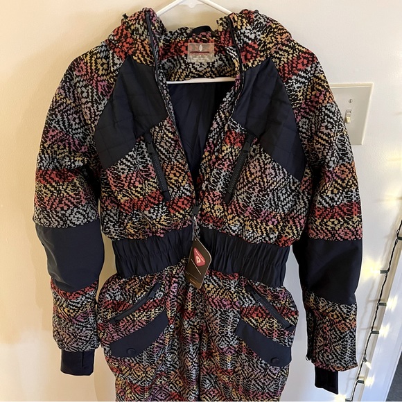 Free People Movement all prepped ski suit! - Picture 4 of 5